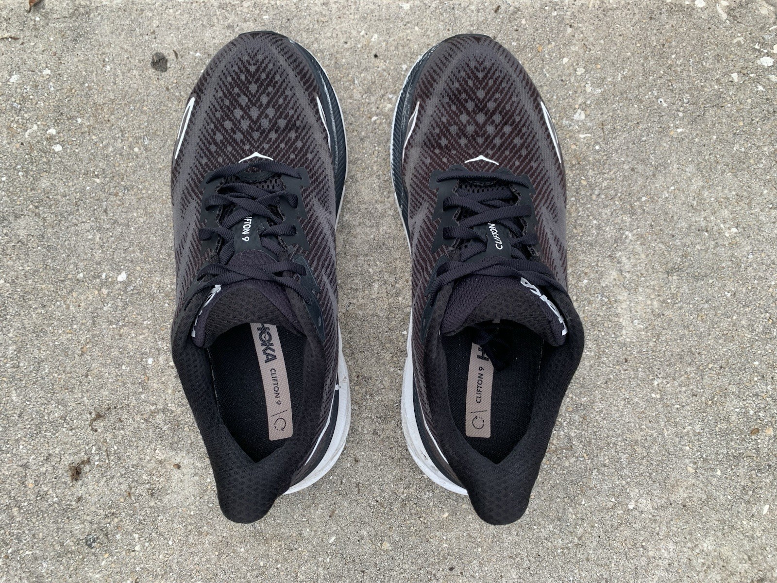 Size 9.5 B Hoka One One Clifton 9 Black White Running Shoes Women's 1127896BWHT thumbnail 10