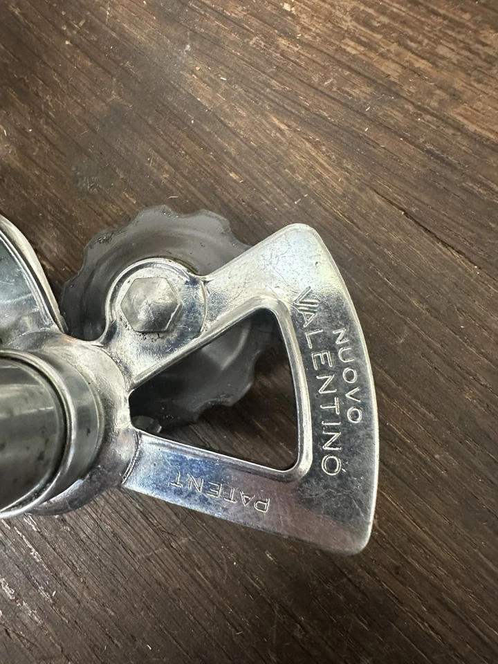 Vintage Campagnolo Valentino Extra Rear Derailleur NOS Short Cage Eroica Campy - Image 3 of 4