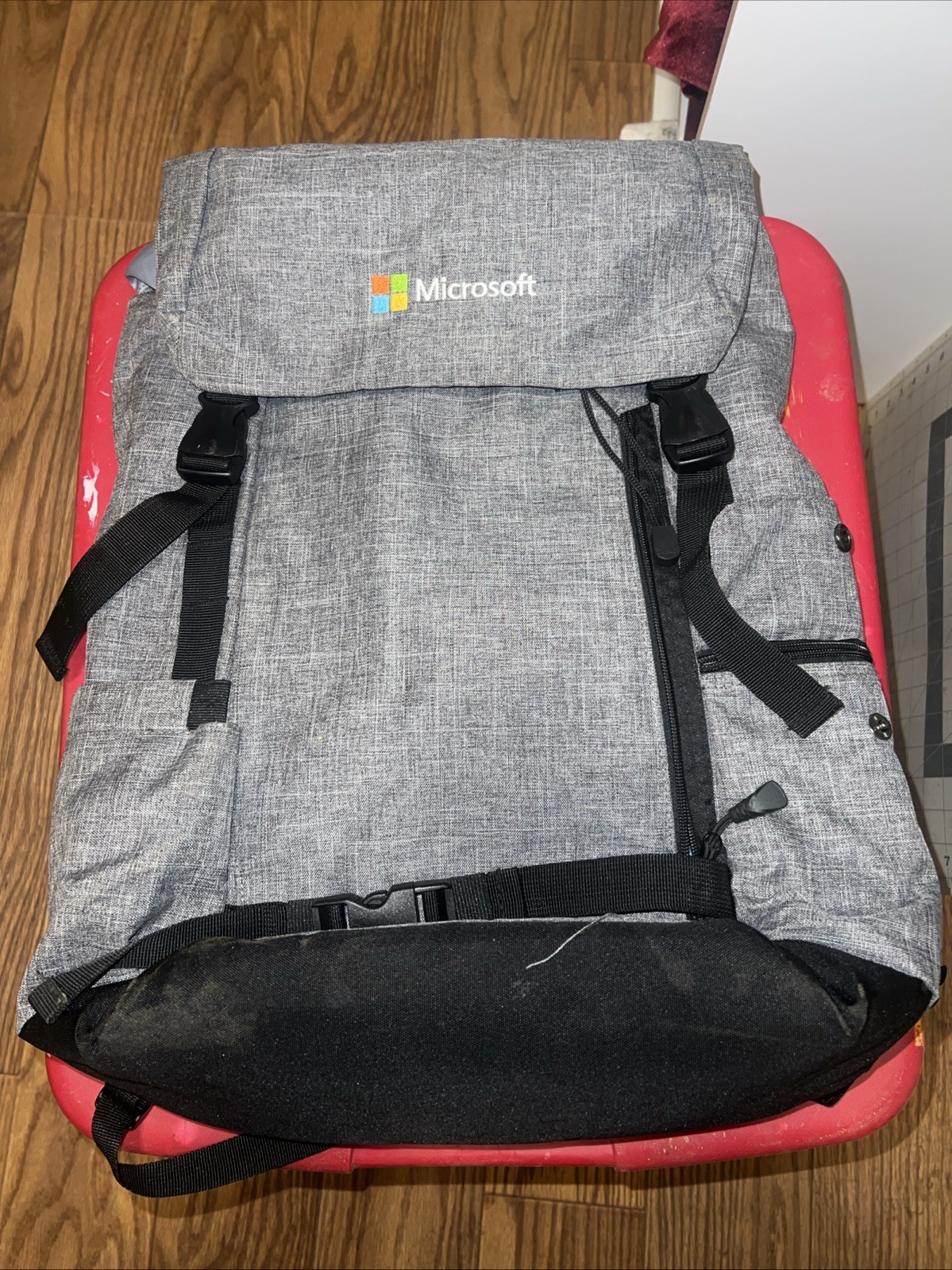 Microsoft  Logo Computer  Top Loader Buckle Flap … - image 1