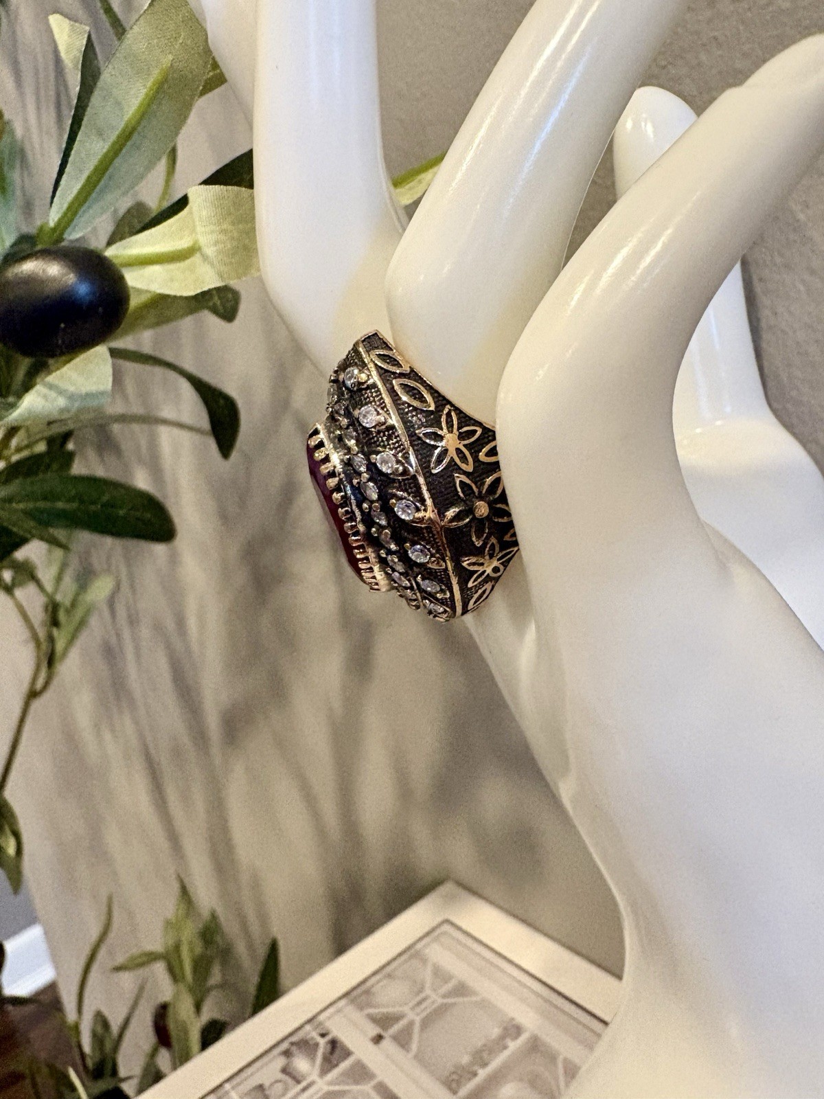 Vintage Antique Statement Ring Red  Ruby Gem Goth… - image 4