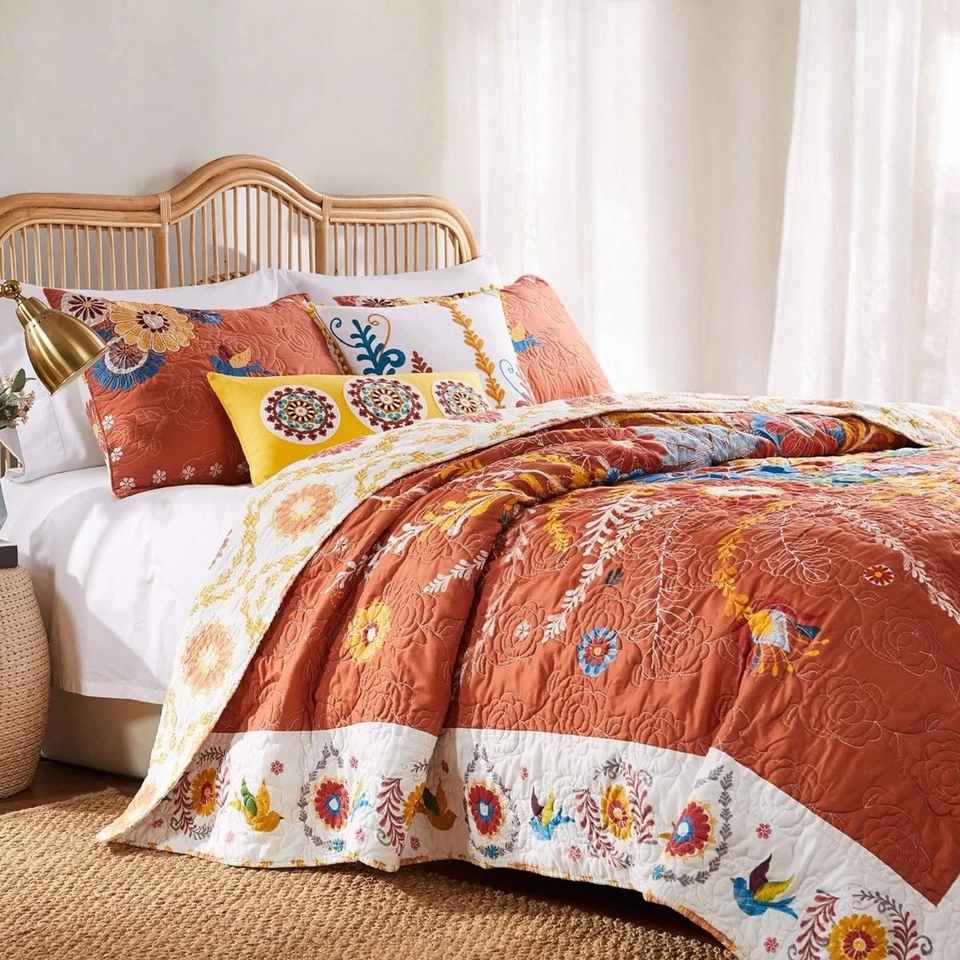 NEW Anthropologie King Floral Reversible Boho Quilt Bedspread Blanket Sham Set - Image 3 of 4