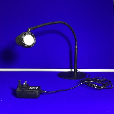 Serious Readers HD Essential Tischlampe Leselicht Tageslicht Schreibtisch Büro Buch