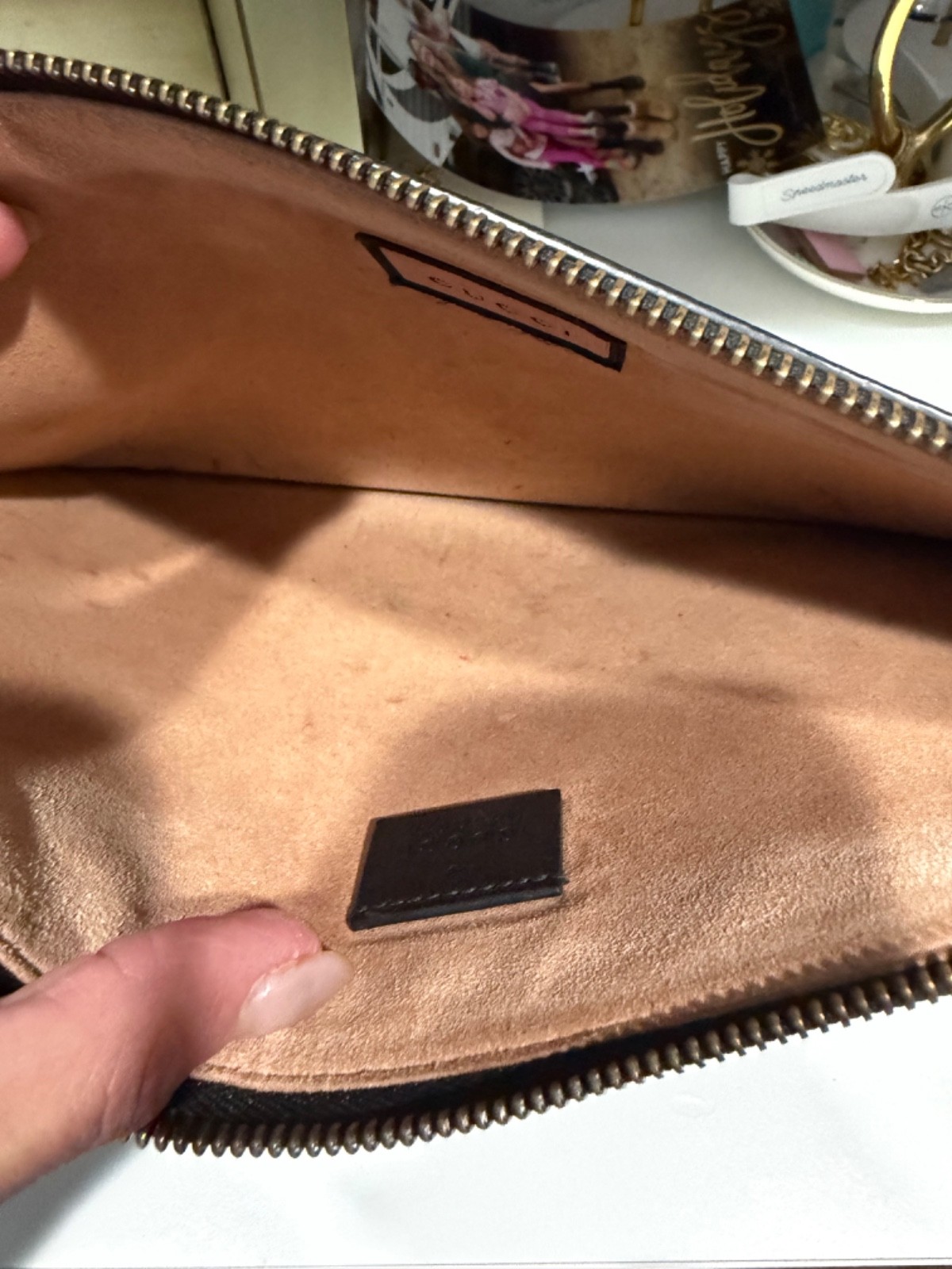 Gucci Ghost Graffiti Pouch Large - image 4