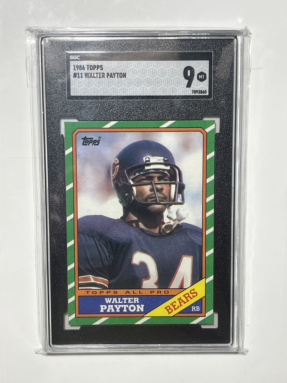 1986 Topps #11 Walter Payton SGC 9 Bears