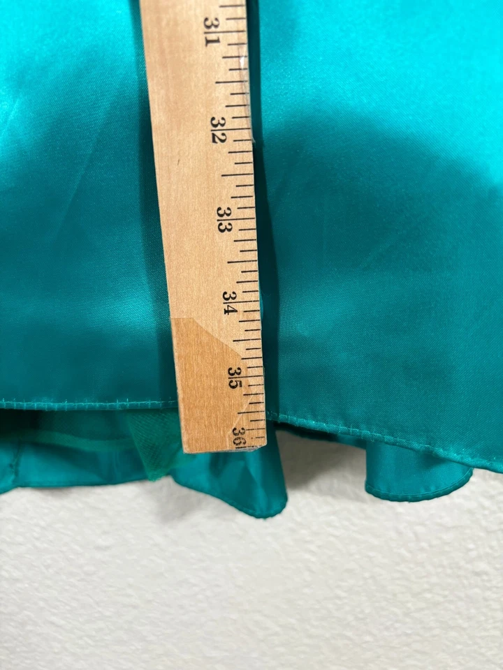 Vestido de graduación vintage de los años 80 talla XS/S verde azulado lentejuelas multicolor mini lazo halter Foto 3 de 4