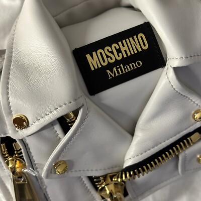 Moschino ワンショルタアシンメトリマキシトレス 【関税込】 MOSCHINO Biker Jacket White Leather Crossbody Bag. NWT