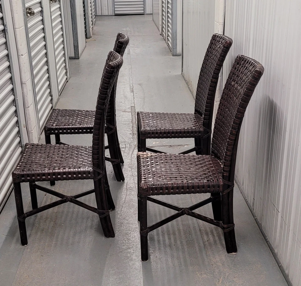 Silla de comedor Baker McGuire orgánica moderna tejida de cuero crudo y ratán marrón Foto 4 de 4