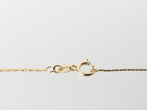 18" 14K Yellow Gold Triangle Link Chain Necklace 1.5G (AM1080507) - Picture 5 of 8
