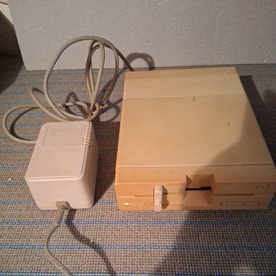 Commodore 64 C64 Floppy Disc Drive 1541- II Netzteil Retro Vintage