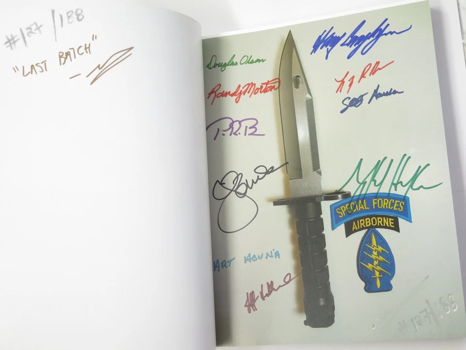 Cuchillo Edición Limitada Buck 188 Phrobis M9 Bayoneta Libro de Historia por Richard Neyman Foto 3 de 4