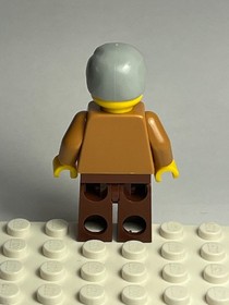 LEGO City Town Minifig cty0659 - Grandfather - Light Scratches/No Cracks