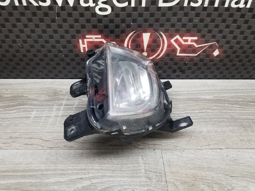 2012 - 2015 Volkswagen Left Driver Side Front Bumper Fog Lamp Light Assembly - Picture 8 of 19