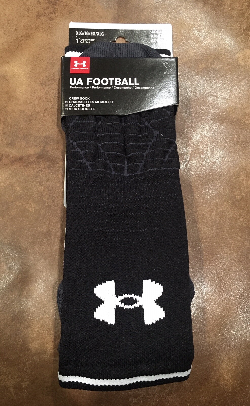 Under Armour UA Football Crew Socks Men's Size XL 13-16 Black Brand New MSRP $18