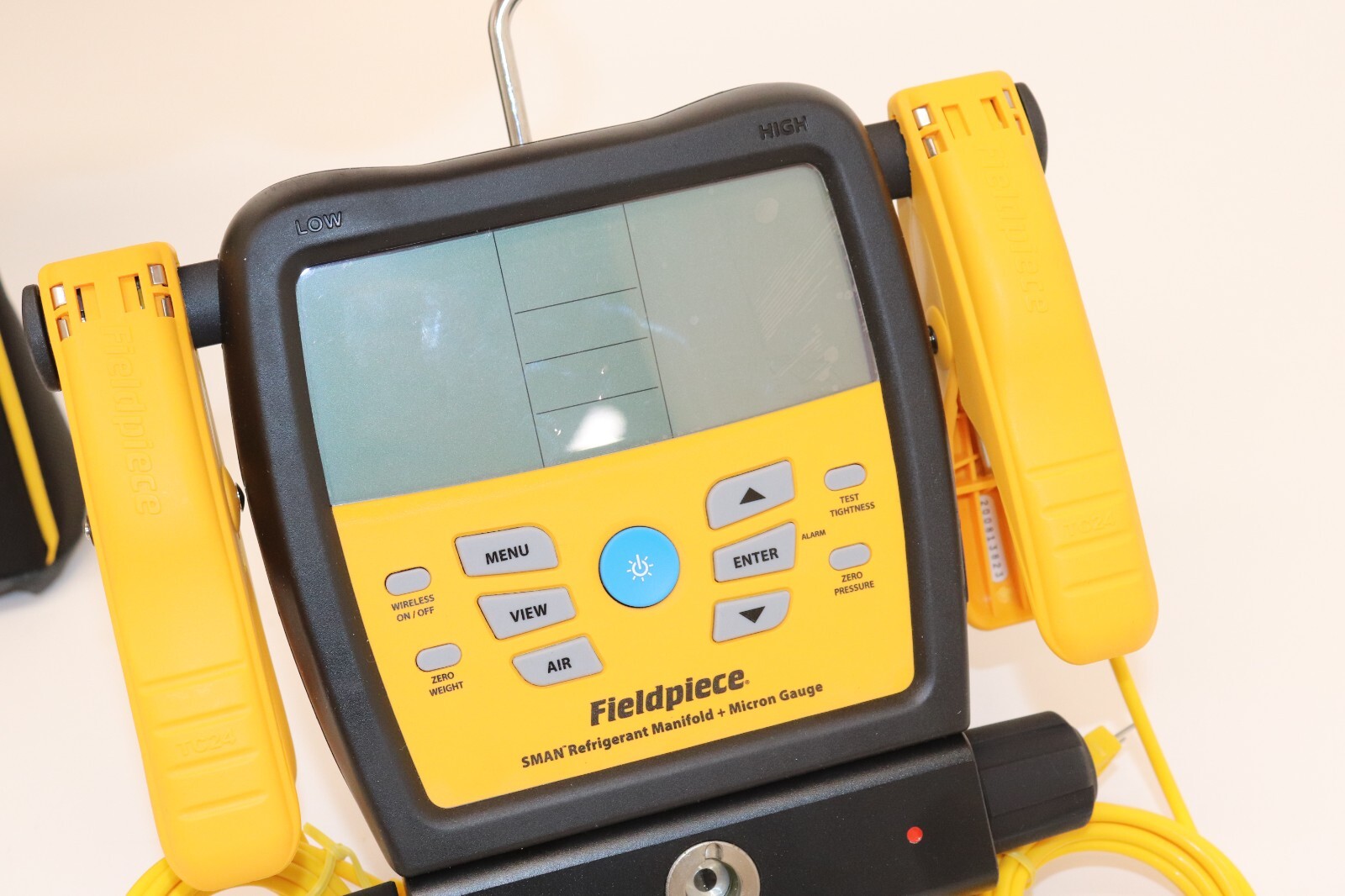 Fieldpiece SM380V 3port SMAN Refrigerant Manifold With Micron Gauge