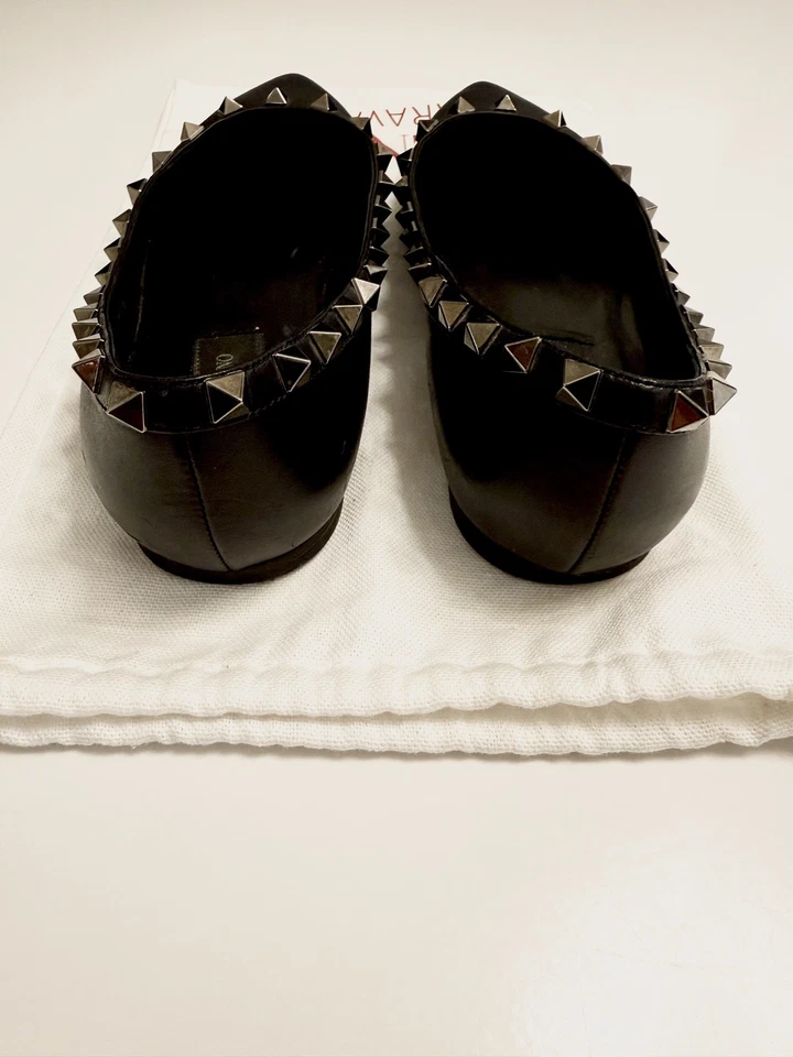 Zapatos Valentino Garavani Punta Rockstud Ballet Talla Plana EU 37.5 US 7.5 Foto 3 de 4