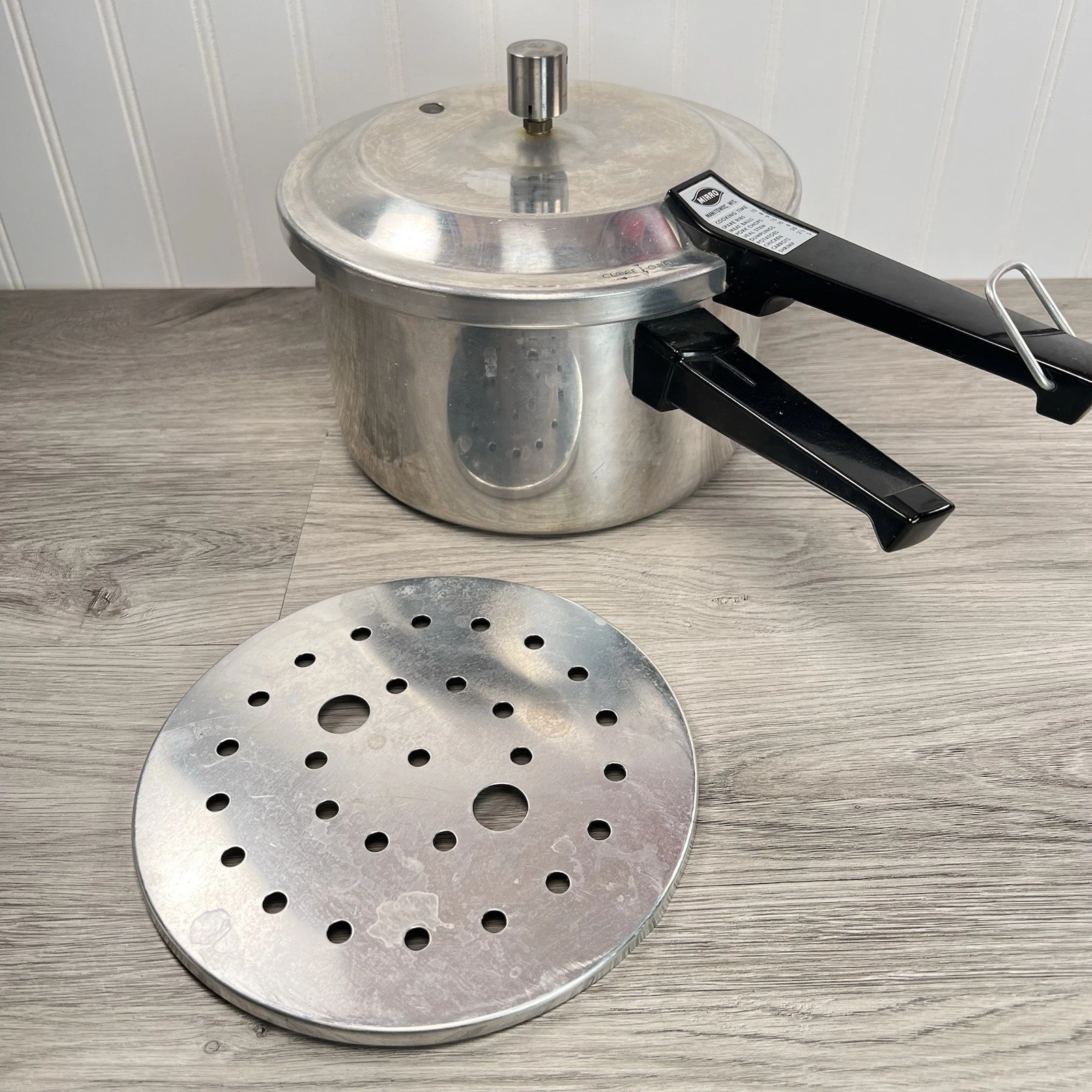 MIRRO Aluminum M-0404 4 Qt Pressure Cooker With Jiggler Made In the USA