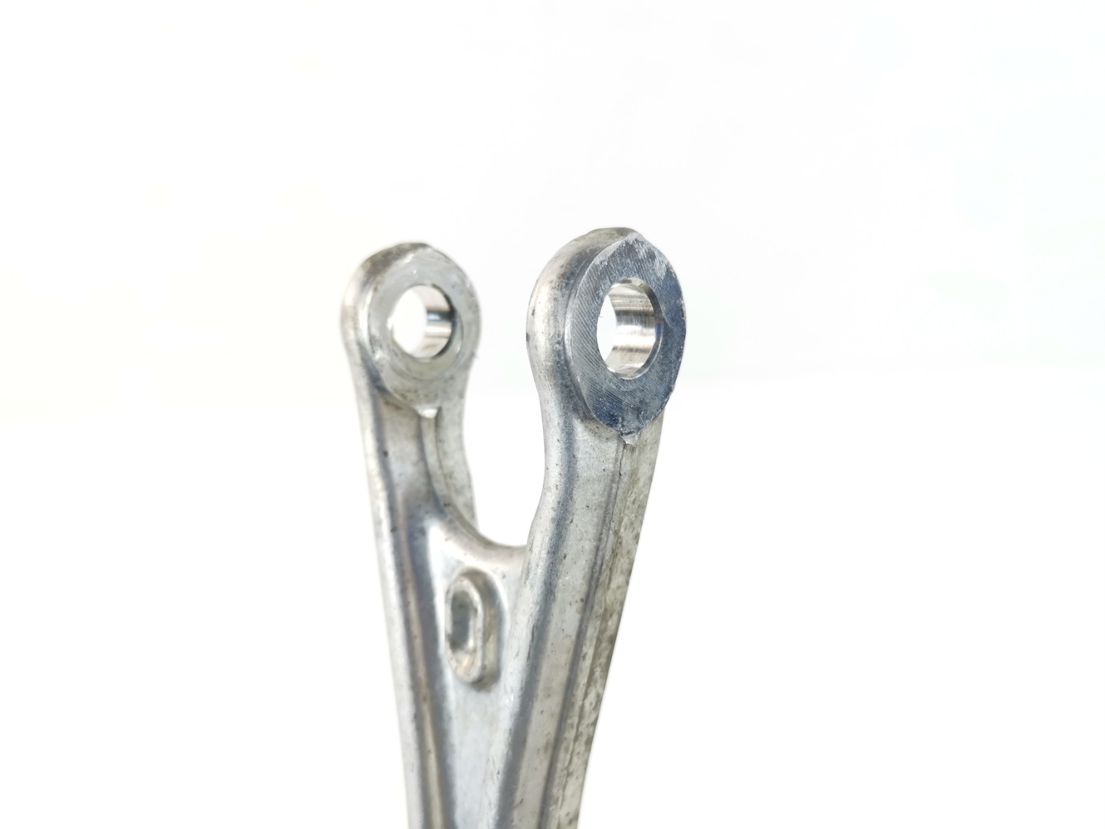 Maserati Ghibli 3.0 RWD Auto 2015 Rear Lower Control Wishbone Arm 670002808 OEM