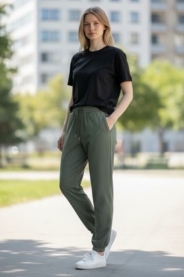 SAGE Collective Women's Green Jogger Pants XL