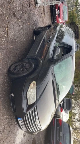 chrysler grand voyager Ltd Auto - Picture 1 of 9