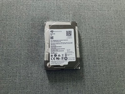 Seagate Barracuda ST5000LM000 2.5'' 5TB Internal Hard Drive SATA 15mm Thick