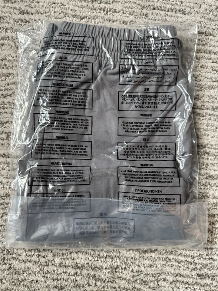 Pantalones Cortos Abercrombie & Fitch Juveniles Talla 9/10 Gris Carga Rendimiento NUEVOS $35 Foto 2 de 2