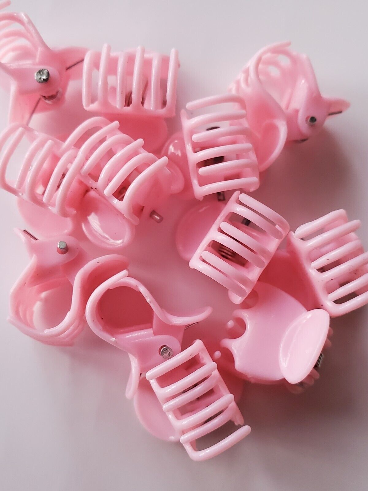 12 MINI SMALL HAIR CLIPS 1.5cm HAIR CLAW CLAMPSHAIR GRIPS BLACK RED