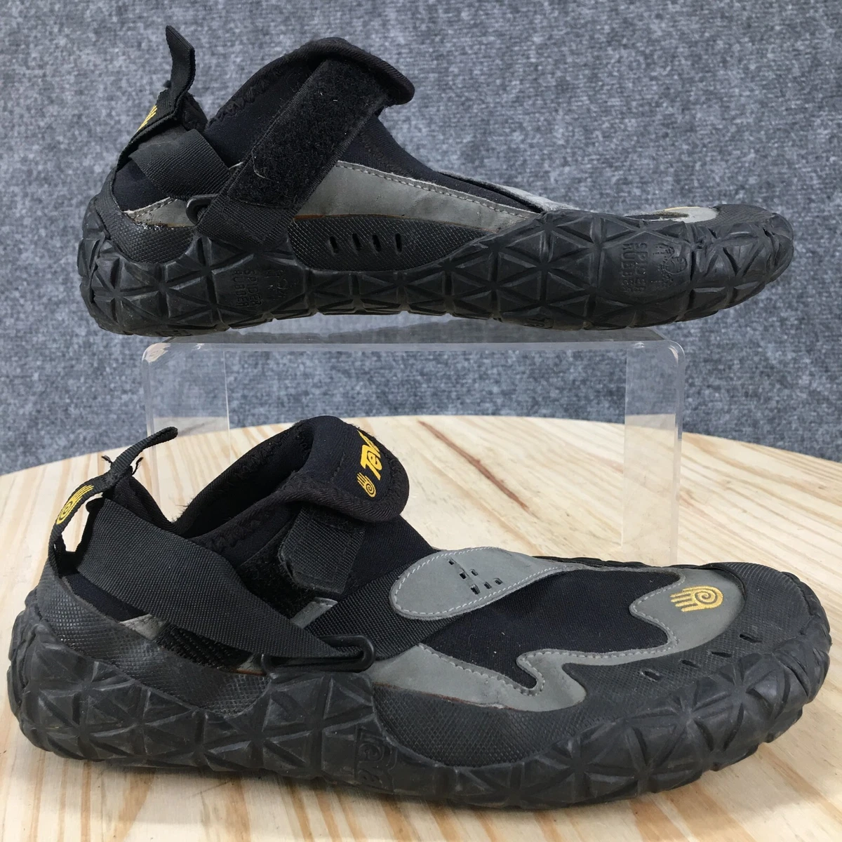 Water Shoes Mens 6 Neutron Hydro Black Slip On Barefoot Low Slip On 6626 | eBay