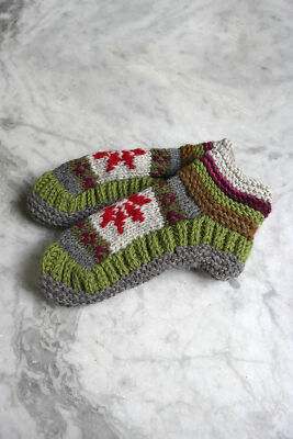 Assorted Snow Flake pattern assorted colors woolen hand knitted ankle socks