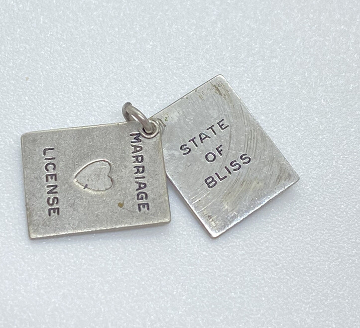 VNT Solid STERLING SILVER 3D Moving Marriage Lice… - image 1