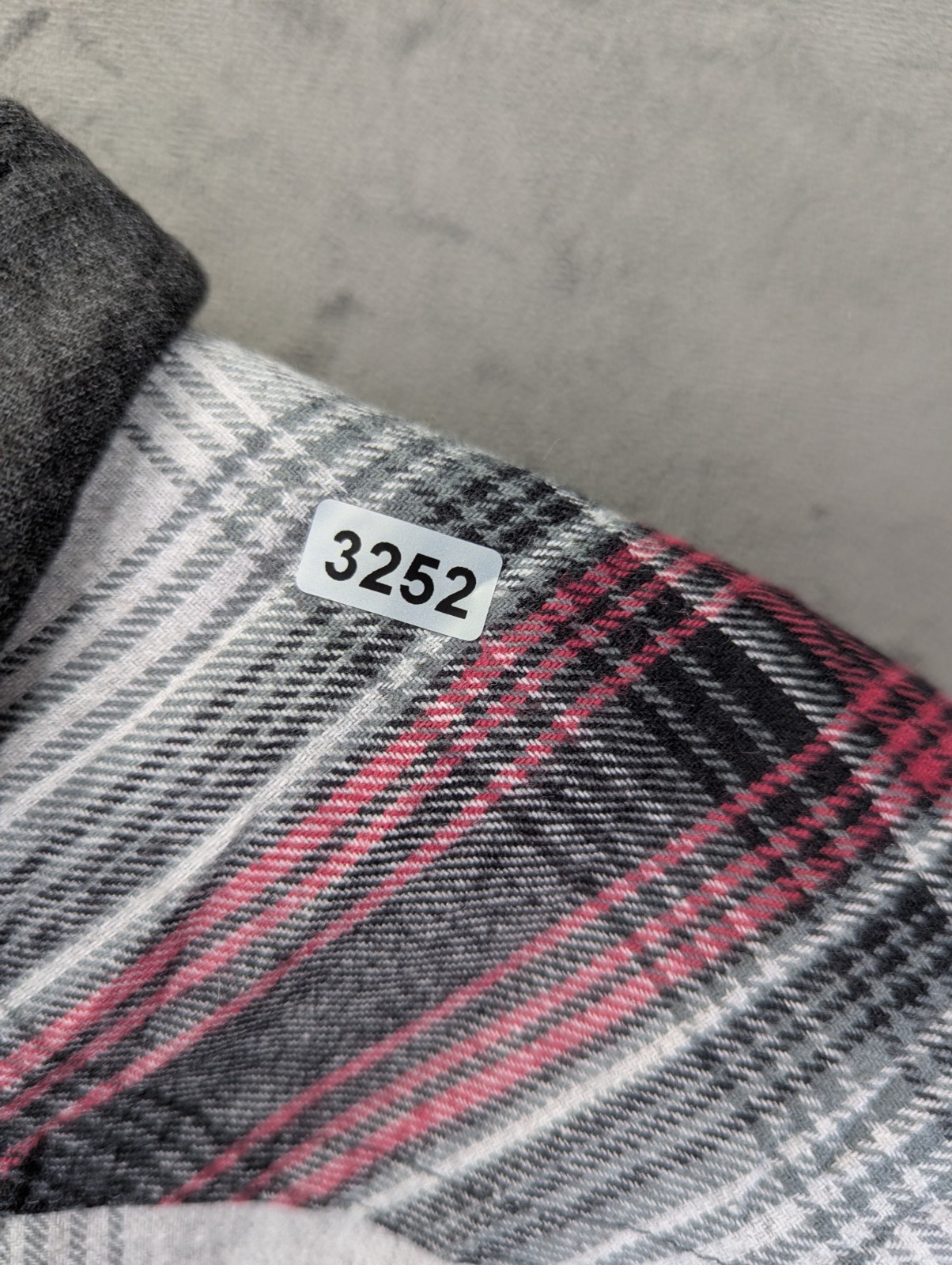 Berkley Jensen Lumberjack Shirt Jacket Size 2XL Quilt Lined Hoodie Flannel Plaid image 9
