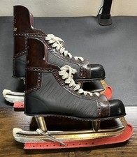 Vintage American Wildcat Ice Hockey NHL Skates Adult Size 11 1/3 W/ Skate Guards