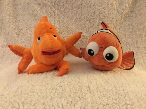 Disney Parks TALKING Nemo Clown Fish/Wild Republic Fish/Fish Backpack - Picture 2 of 12