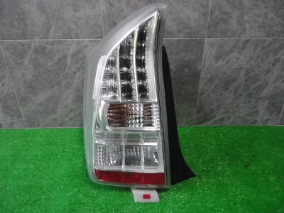 トヨタ プリウス ZVW50 右ライト PRIUS TAIL LIGHT TOYOTA PRIUS ZVW30 ZVW35 Genuine LED Tail Lights Rear Lamps LH