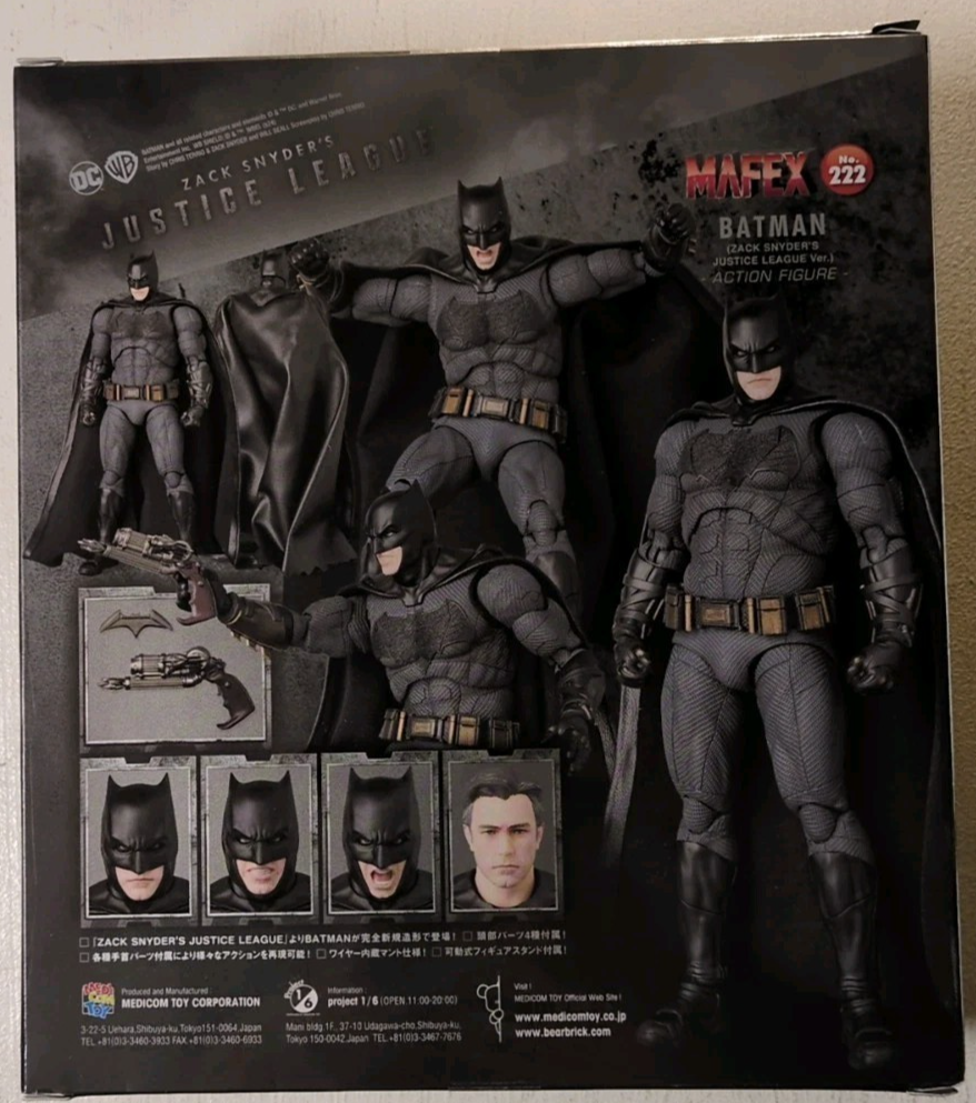 MAFEX BATMAN　No.222 MAFEX No. 222 Zack Snyder's Justice League Batman Figure
