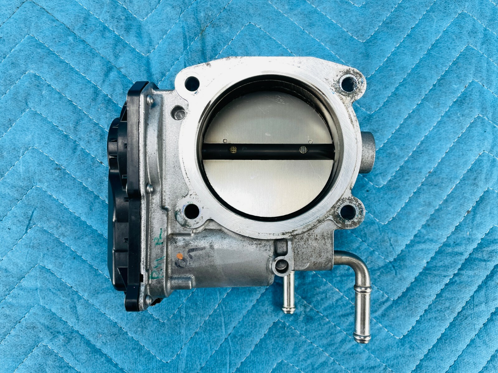 Genuine Nissan Infiniti Throttle Body w/ Bolts 16119-1LA0D OEM | eBay momo drifting 35Φ