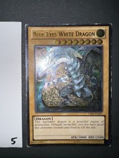 YuGiOh Blue-Eyes White Dragon YSKR-EN001 Ultimate Rare Unlimited (NM)
