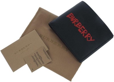 burberry wallet graffiti