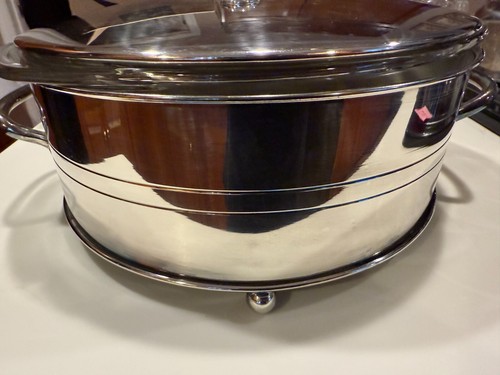 COVERED Casserole Dish Pyrex Silver Plate Lid Glass LINER 11"D 3 BALL FEET - Picture 2 of 6