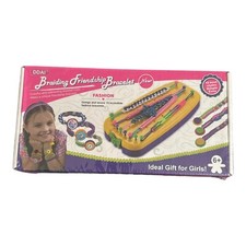 Braiding Friendship Bracelet Kit Makes 15 New Sealed Ages 6