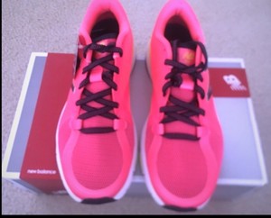 new balance hot pink sneakers