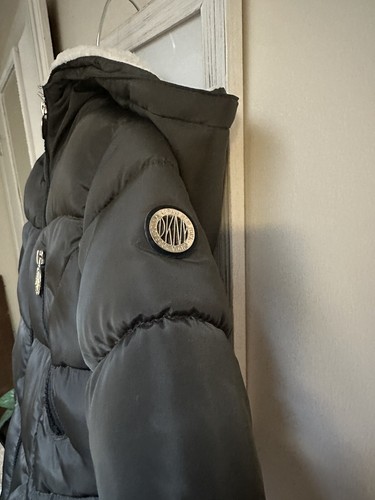 DKNY Girls Winter Jacket Size 5/6 Olive Green Winter Coat With Hood - Picture 7 of 10