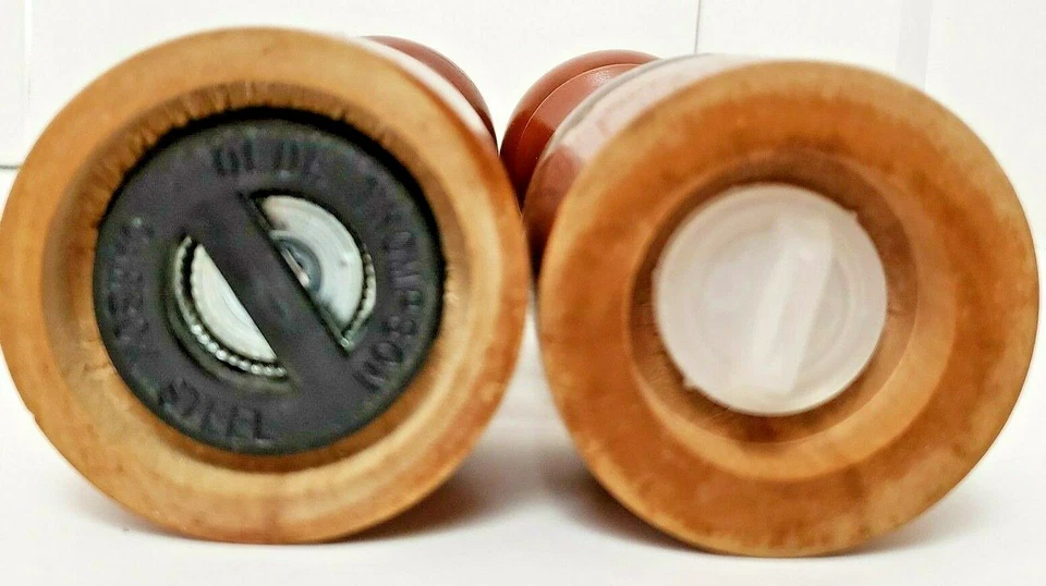 Conjunto de moedor de sal e pimenta Olde Thompson madeira e acrílico 7 3/4" aço, ajustável - Imagem 3 de 4