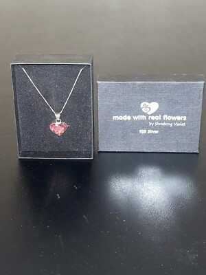 Kreischender violetter echter Blume Herz Anhänger Sterling Halskette Feder
