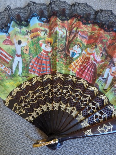 Vtg Painted Folk Scene Black Lace Folding Hand Fan" Puerto Rico" Made In Spain - Picture 3 of 5