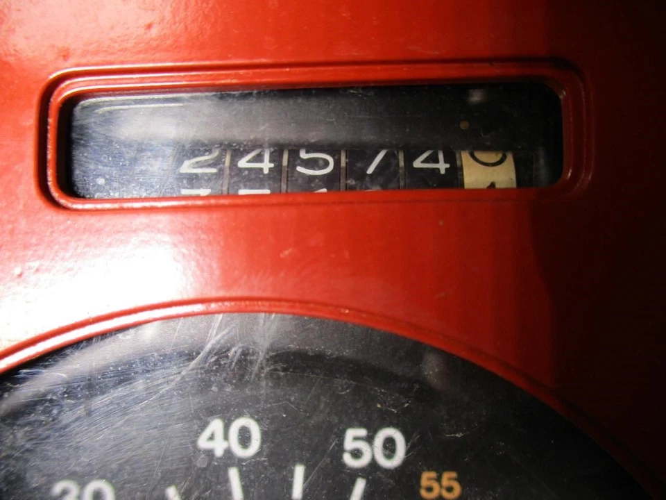 Pontiac Fiero 1985 2.5L Manual Transmission 0456 - Imagem 4 de 4