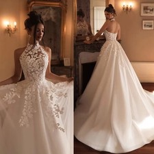 Charming Halter Wedding Dresses Lace Appliques A-line Button Bridal Gown Robes