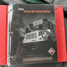 Catálogo Internacional de Piezas de Autobuses 2002