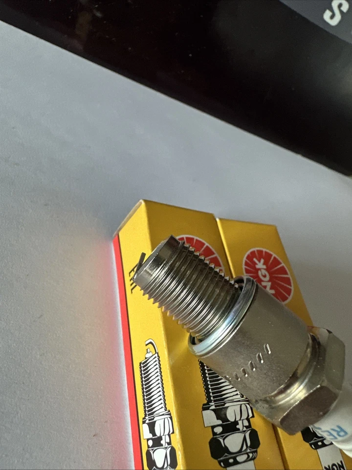 2 x Genuine NGK RE9B-T Iridium Spark Plugs Fits Mazda RX-8 2003-2012 1.3 Petrol - Image 4 of 4