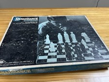 Jeu d'échecs vintage Renaissance Chessmen 1959 avec plateau feutré ES Lowe
