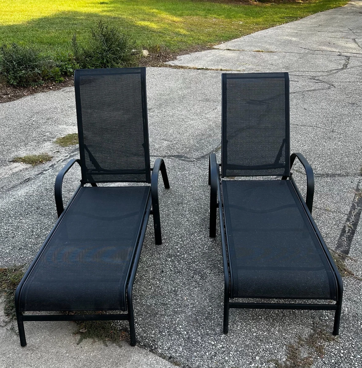 Black mesh lounge chairs sale
